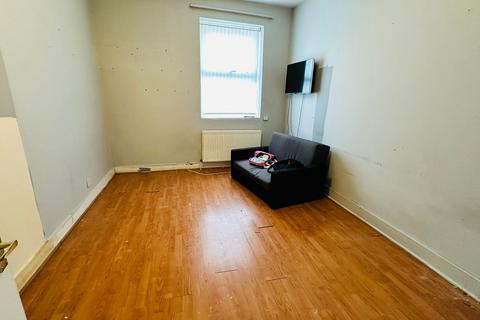 undefined, BEAUTIFUL STUDIO FLAT | AVAILABLE NOW , London E11