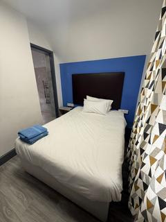 1 bedroom hotel room to rent, Tanner Street, Barking IG11