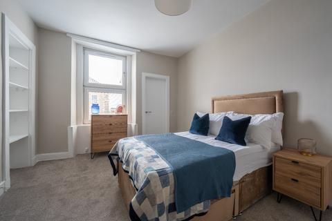 3 bedroom flat to rent, Abbotsford Place, Dundee DD2