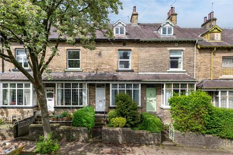 Terraced house - Leyburn Grove, Shipley, West Yorkshire, BD18