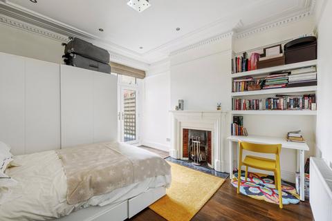 undefined, Fauconberg Road, London, W4