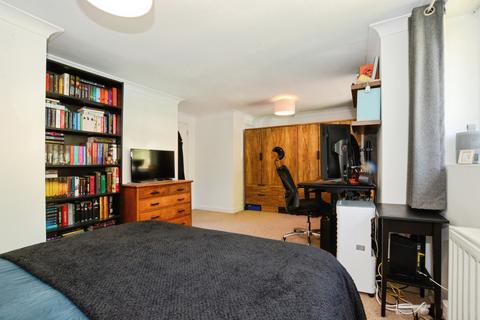 2 bedroom maisonette for sale, Beverley Gardens, Wembley, HA9