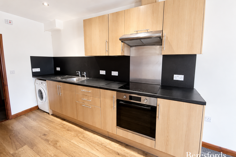 Studio to rent, Military Road, Colchester, CO1