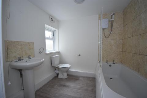 1 bedroom flat for sale, Coleridge Avenue, South Shields