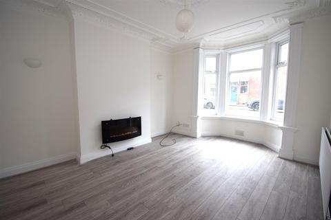 1 bedroom flat for sale, Coleridge Avenue, South Shields