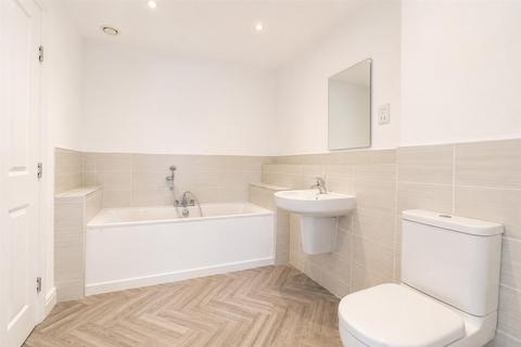 4 bedroom house for sale, Cherryholt Road, Stamford, Lincs