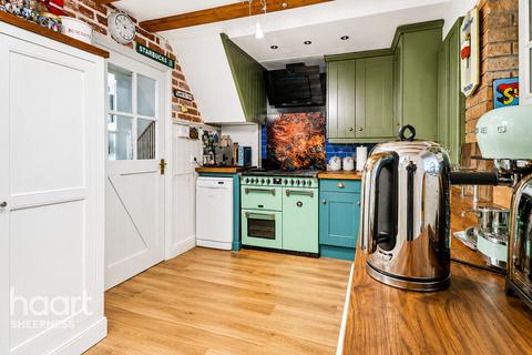 2 bedroom semi-detached house for sale, Parish Road, Sheerness