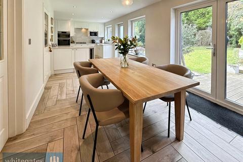 4 bedroom detached house for sale, Stone Row Court, Tankersley, S75