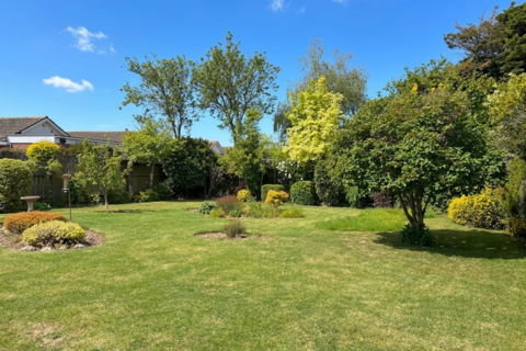 2 bedroom semi-detached bungalow for sale, St. Michaels Avenue, Margate CT9