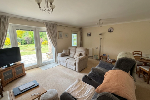 2 bedroom semi-detached bungalow for sale, St. Michaels Avenue, Margate CT9