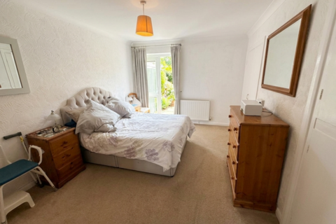 2 bedroom semi-detached bungalow for sale, St. Michaels Avenue, Margate CT9
