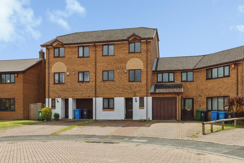 4 bedroom townhouse for sale
