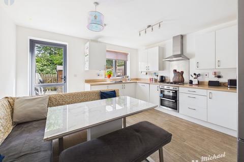 4 bedroom townhouse for sale, Mitchell Close, Aylesbury