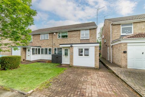 4 bedroom semi-detached house for sale, Faversham Court, Newcastle Upon Tyne, NE3