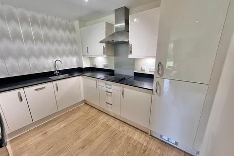 1 bedroom apartment for sale, Holly Road North, Wilmslow