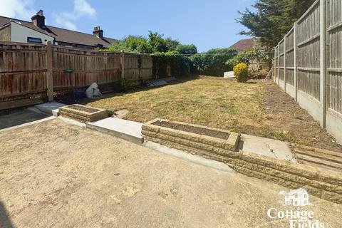 2 bedroom end of terrace house to rent, Eastern Avenue, Waltham Cross, EN8