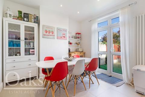 5 bedroom terraced house to rent, Stockport Road, Streatham Vale