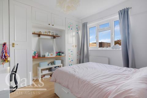 5 bedroom terraced house to rent, Stockport Road, Streatham Vale