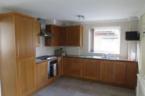 3 bedroom property to rent, Hunter Drive, MILTON KEYNES, MK2