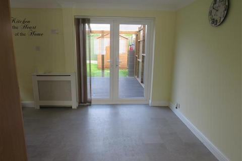 3 bedroom property to rent, Hunter Drive, MILTON KEYNES, MK2
