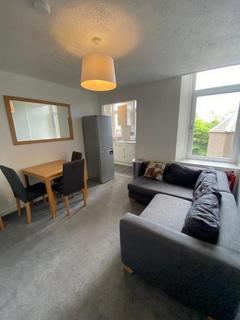3 bedroom flat to rent, 37A Strathmartine Road, Dundee DD3