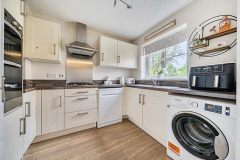 3 bedroom link detached house for sale, Carmello Close, Carterton, Oxfordshire, OX18