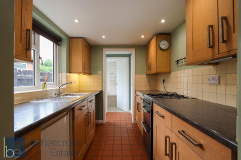 3 bedroom terraced house to rent, Newton Street, Newark