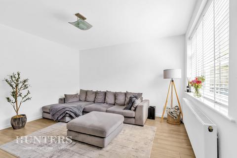 3 bedroom townhouse for sale, Whitland Drive, Oldham