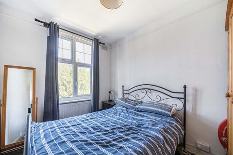 2 bedroom flat for sale, Thorncliffe Court, Clapham Park, London, SW4