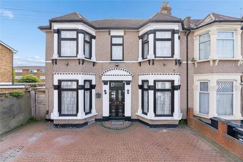4 bedroom end of terrace house for sale, Wellwood Road, Ilford IG3