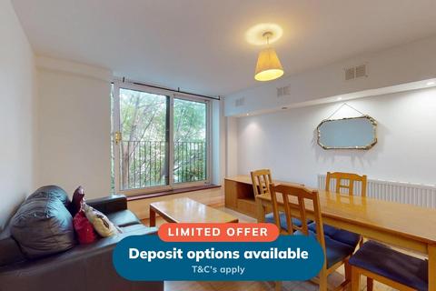 undefined, Laugan Walk