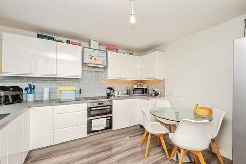 2 bedroom end of terrace house for sale, Hamilton Close, Weymouth