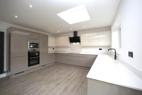 3 bedroom detached bungalow for sale, Templegate Rise, Leeds