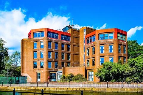 1 bedroom apartment to rent, Waterside House, Waterside North, LINCOLN
