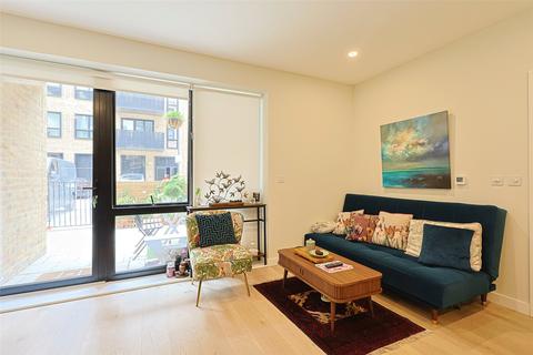 1 bedroom apartment for sale, Middle Road, Ealing, W7