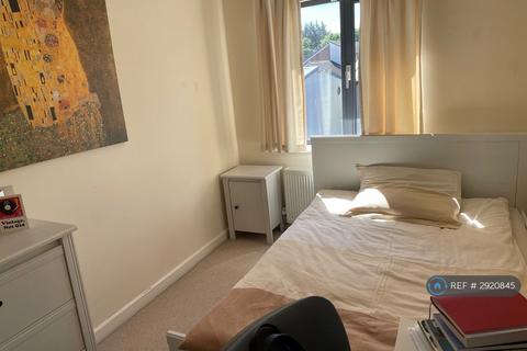 2 bedroom flat to rent, Upper Parliament St, Liverpool, L8