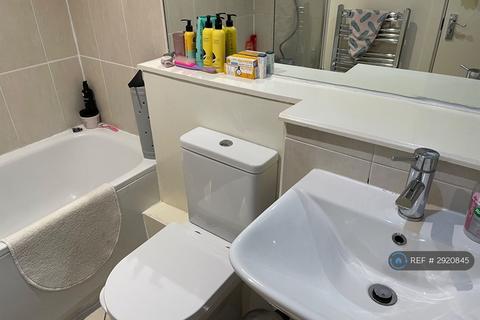 2 bedroom flat to rent, Upper Parliament St, Liverpool, L8