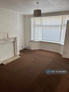 3 bedroom semi-detached house to rent, Sunnyside Road, Manchester, M43