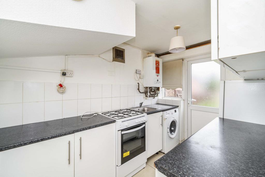 Mill Close, West Drayton, UB7 – pohled 5