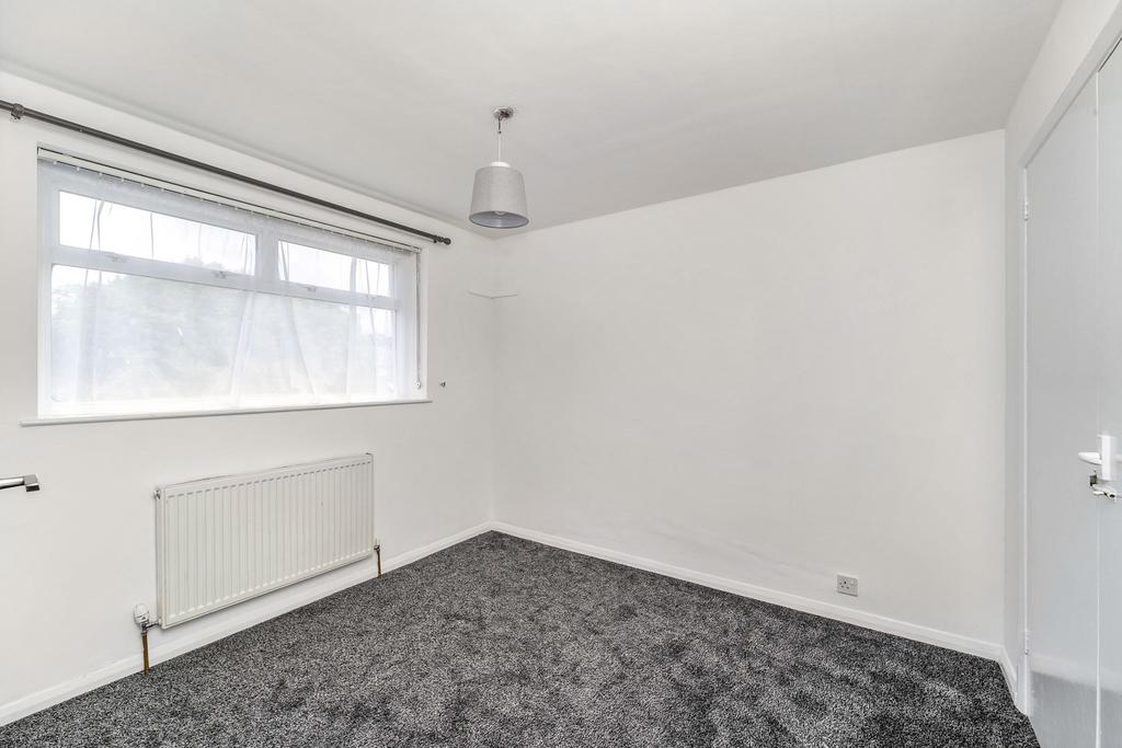 Mill Close, West Drayton, UB7 – pohled 6