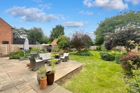 4 bedroom detached house for sale, Wrexham Road, Burland, CW5