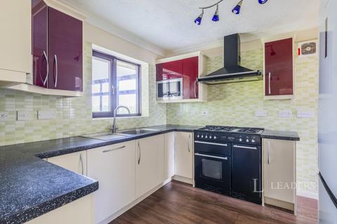 5 bedroom detached house to rent, Lulworth Park, CV8