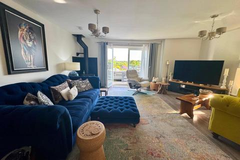 4 bedroom barn conversion for sale, Gorad Road, Gorad, Valley, Holyhead, LL65