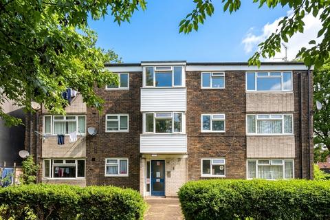 1 bedroom apartment for sale, Kilnmead, Northgate, Crawley, West Sussex, RH10