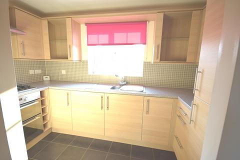 2 bedroom flat to rent, WITH GARAGE - Proclamation Avenue, Rothwell, Kettering