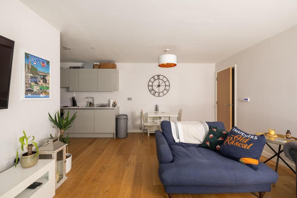 Apartment in Bristol, City of Bristol - View 3
