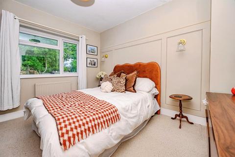 4 bedroom end of terrace house for sale, Oliver Road, HEMEL HEMPSTEAD