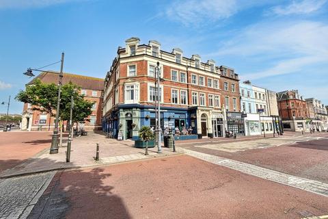 2 bedroom flat for sale, Devonshire Road, Bexhill On Sea, TN40