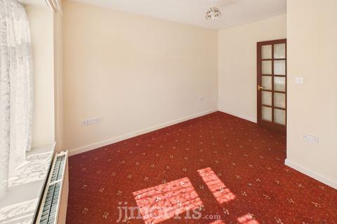2 bedroom terraced house for sale, Gwbert Road, Cardigan, SA43