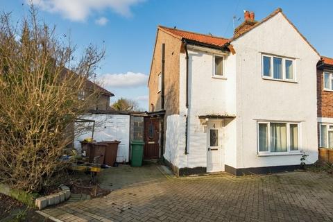 3 bedroom end of terrace house for sale, 4 Dingwall Road, Carshalton, Surrey, SM5 4LY